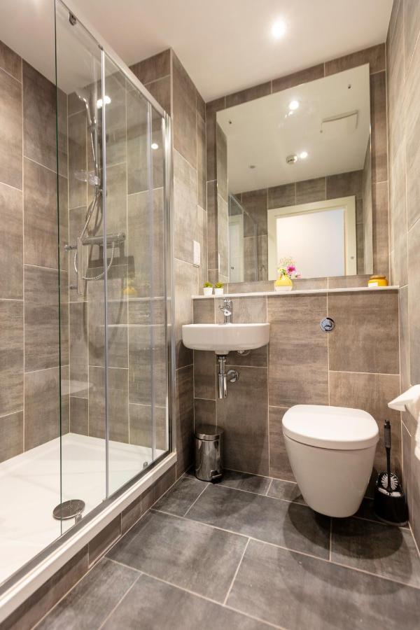 The Westwood Summer Accommodation 골웨이 외부 사진